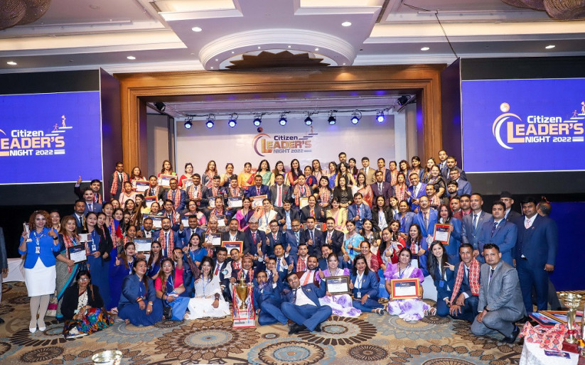 सिटिजन लाइफको ‘सिटिजन लिडर्स नाइट–२०२२’ मा उत्कृष्ट लिडर्सहरु सम्मानित