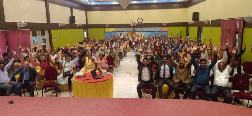 बर्दिबास र हेटौँडामा रिलायन्स लाइफको क्षेत्रीय एजेन्सी भेटघाट सम्पन्न