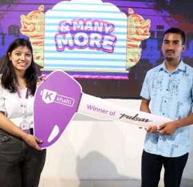 खल्तीबाट बिजुलीको बिल भुक्तानी गर्दा प्रदिप धितालले पाए मोटरसाइकल उपहार