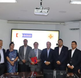 राष्ट्रिय वाणिज्य बैंकका कार्ड होल्डरहरुलाई ओम हस्पिटलमा बिशेष छुट