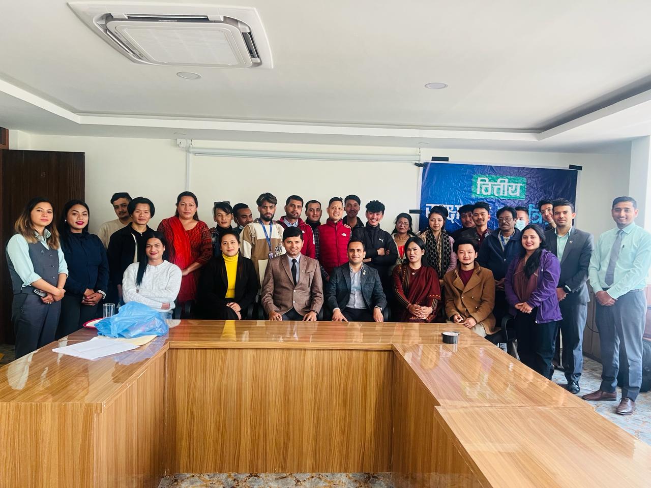 गरिमा विकास बैंकले ब्लु डायमण्ड सोसाईटीमा वित्तीय जागरण कार्यक्रम सम्पन्न