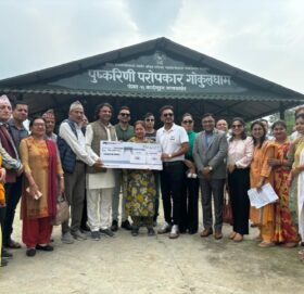 माछापुच्छ्रे बैंकद्वारा पोखराको पुष्करणी परोपकार गोकुलधाम र बाग्लुङको बसन्त माविलाई सहयोग