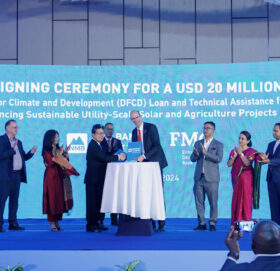 एनएमबि बैंकले सौर्य ऊर्जा र जलविद्युत बिकासको लागि कोष र प्राविधिक सल्लाह ल्याउँदै