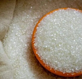 साल्ट ट्रेडिङ र खाद्य कम्पनीले ५०% भन्सार छुटमा चिनी ल्याउन पाउने