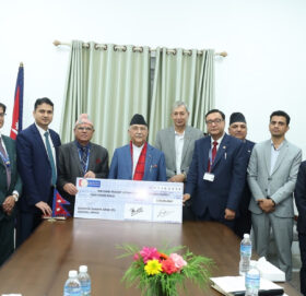 राष्ट्रिय वाणिज्य बैंकले बाढीपहिरो प्रभावितका लागि दियो २ करोड