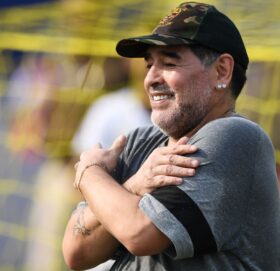 दुई महिनापछि म्याराडोनाको मुद्दा खारेज