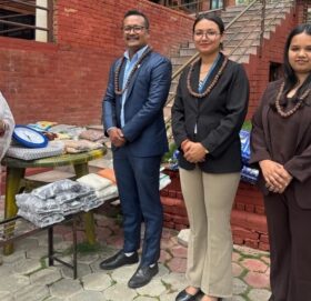 सानिमा रिलायन्स लाइफ इन्स्योरेन्सले गर्‍यो मैत्री सेवा आश्रममा खाद्यान्न वितरण