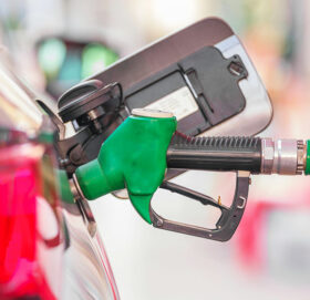 पेट्रोलमा एक रुपैयाँ घट्यो