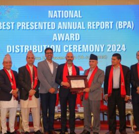 नेपाल लाइफले रच्यो इतिहास, उत्कृष्ट प्रतिवेदनका लागि पायो सिल्भर अवार्ड