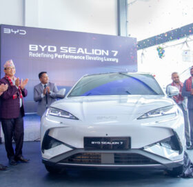 पोखरामा बीवाईडीको नयाँ शोरूम