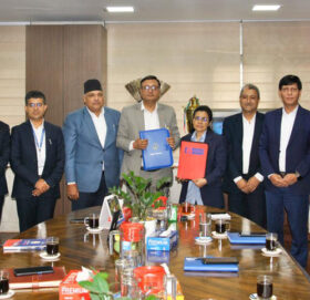 राष्ट्रिय वाणिज्य बैंक र नेपाल टेलिकमबीच सम्झौता