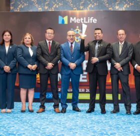 मेट लाइफका उत्कृष्ट अभिकर्ताहरु सम्मानित