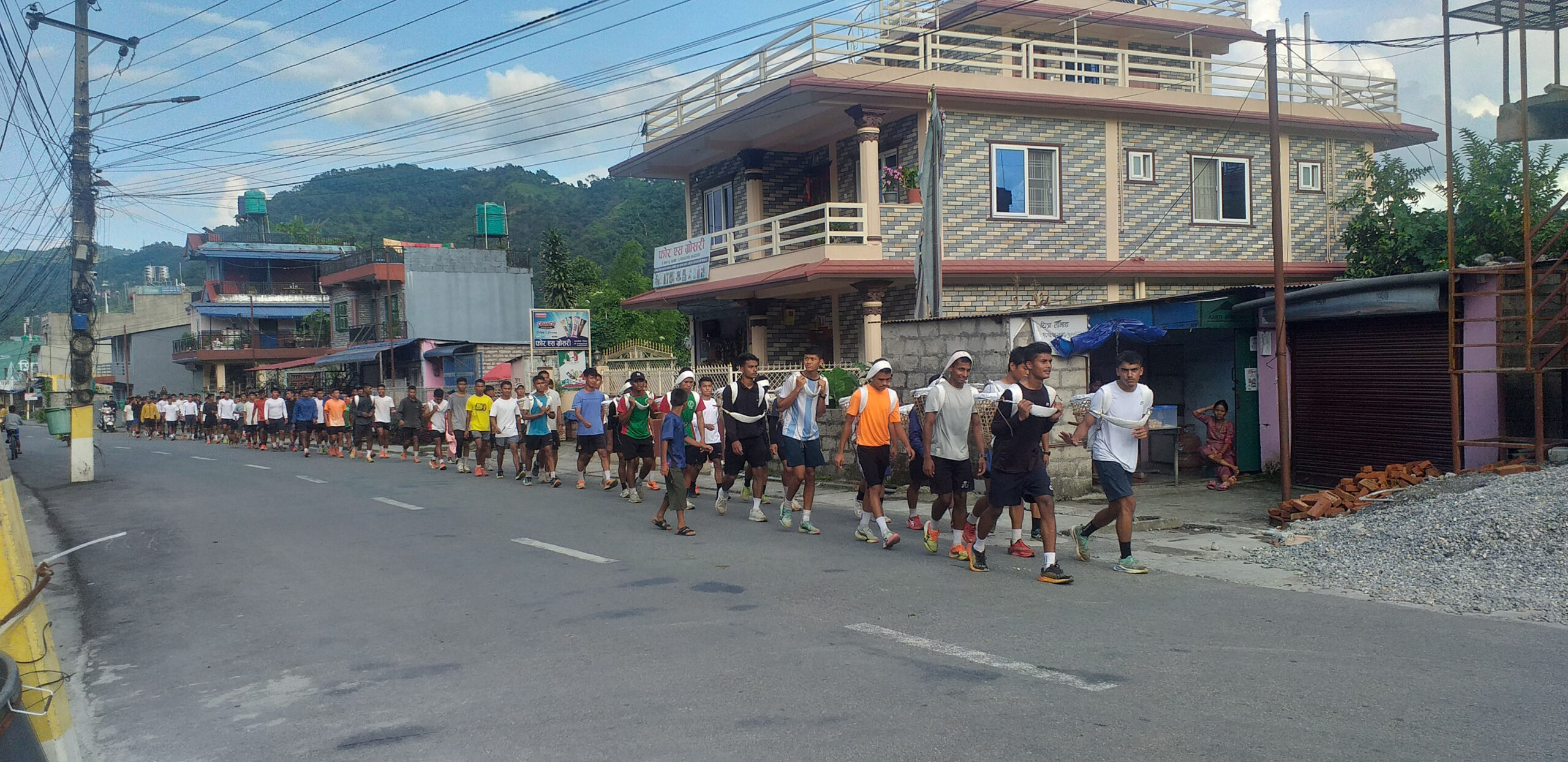 युवामा लाहुरे हुने मोह