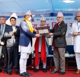 इन्भेष्टमेन्ट मेगा सबैभन्दा बढी कर तिर्ने बैंकका रूपमा सम्मानित