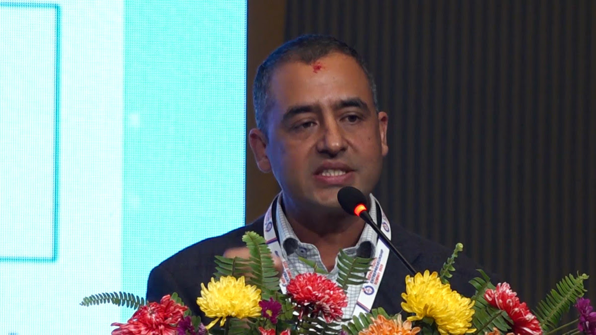 पार्टी खोल्न प्रतिस्पर्धा चलेजस्तै उद्योग खोल्ने प्रतिस्पर्धा हुनुपर्छ: ढकाल