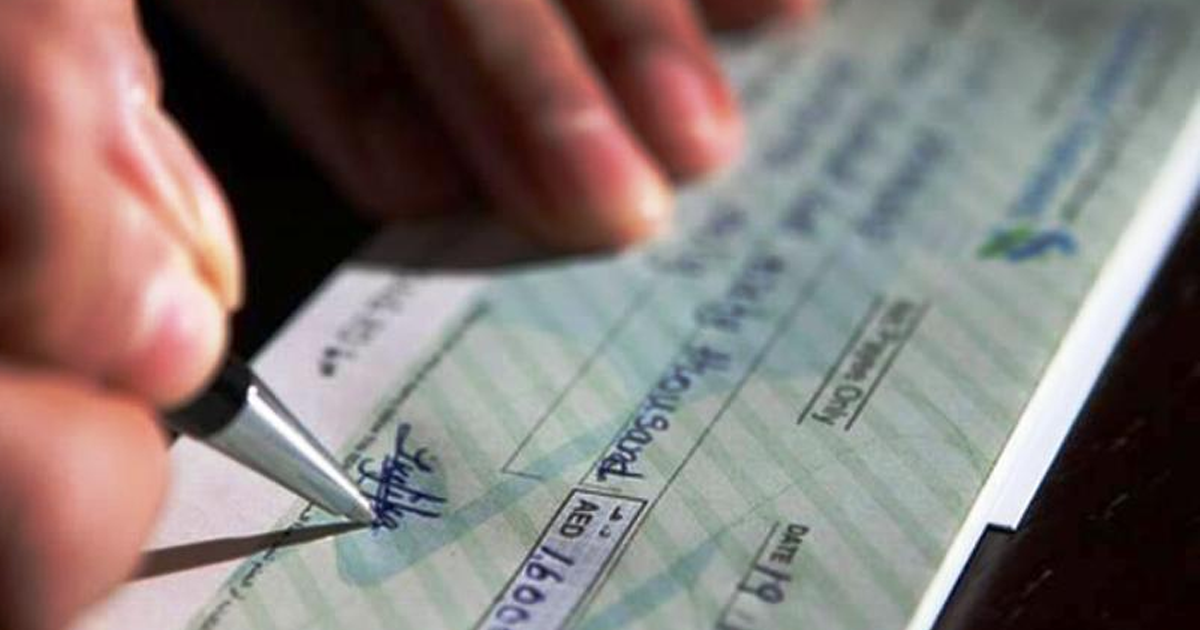 ५ लाखभन्दा बढीको भुक्तानीमा अब अनिवार्य एकाउन्टपेयी चेक चाहिने